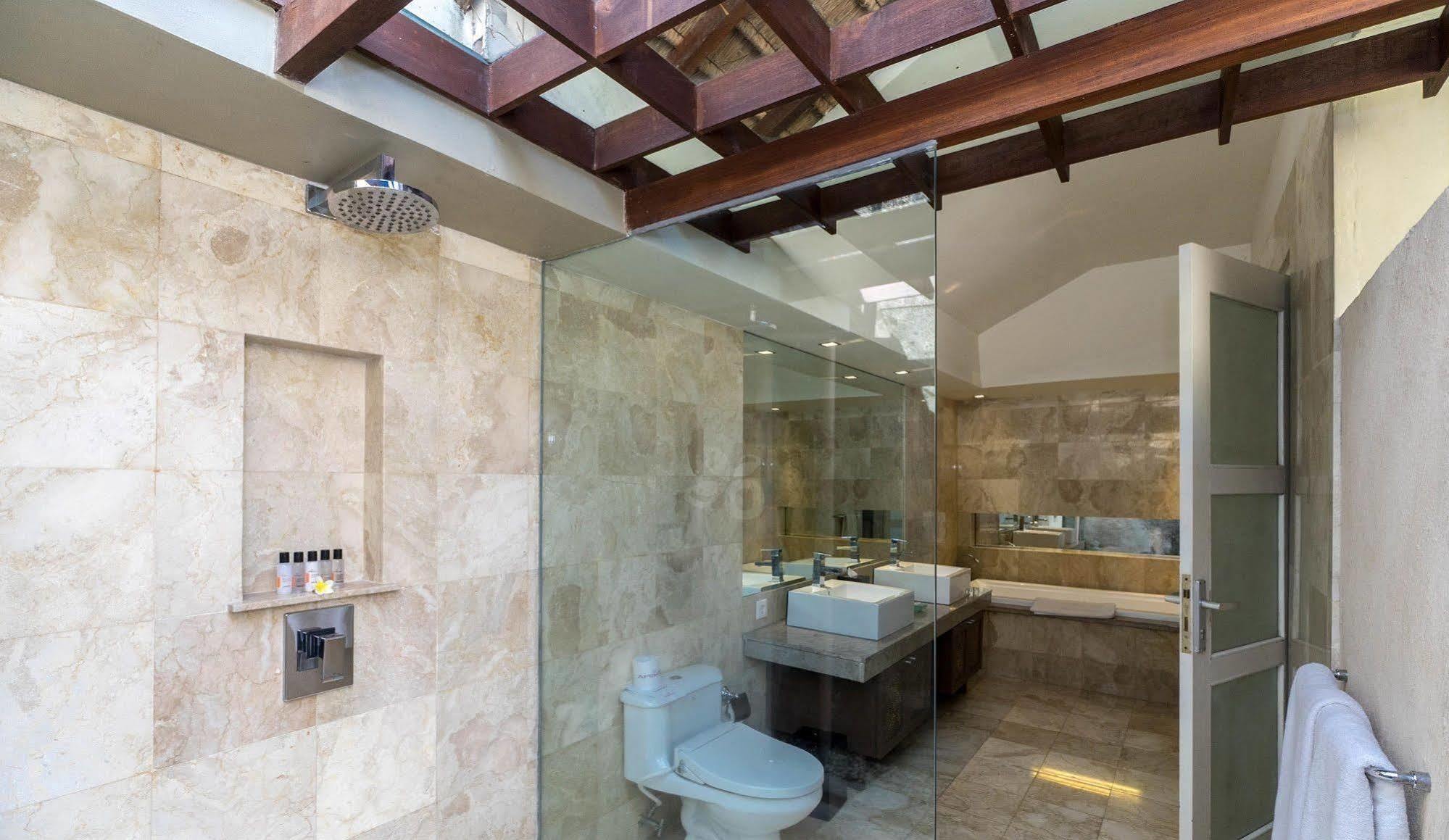 The Ahimsa Villa Seminyak Dış mekan fotoğraf
